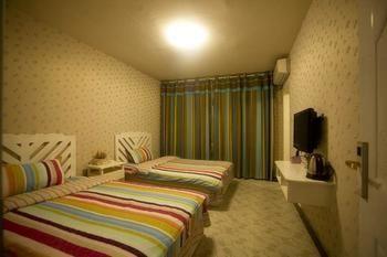 فنغهوانغ Yuanxinjiao Inn المظهر الخارجي الصورة
